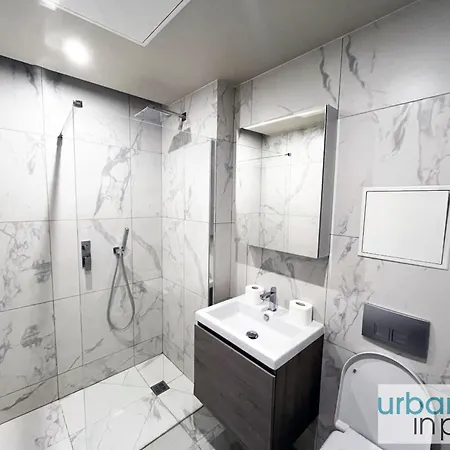 Apartment Urban Flat 110 - Luxury 3 Bedroom Near Galeries Lafayette