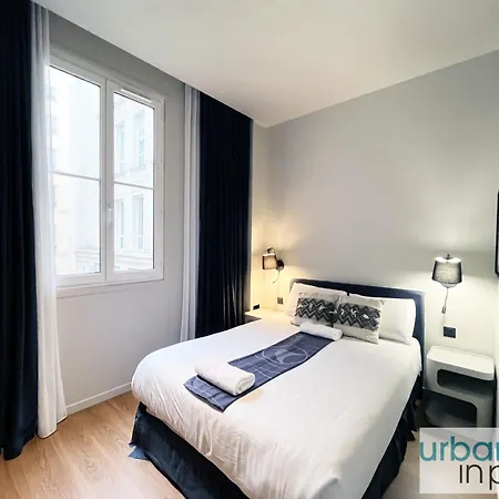 Urban Flat 110 - Luxury 3 Bedroom Near Galeries Lafayette * Paris