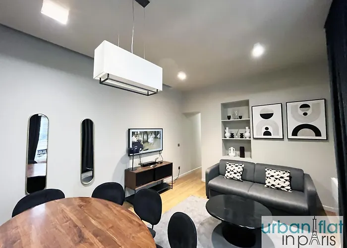 Urban Flat 110 - Luxury 3 Bedroom Near Galeries Lafayette