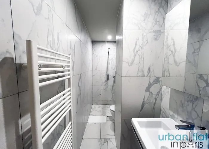 Urban Flat 110 - Luxury 3 Bedroom Near Galeries Lafayette